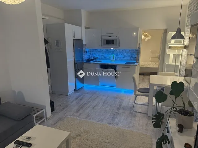 Kiadó lakás Pécs, Belváros 31 nm