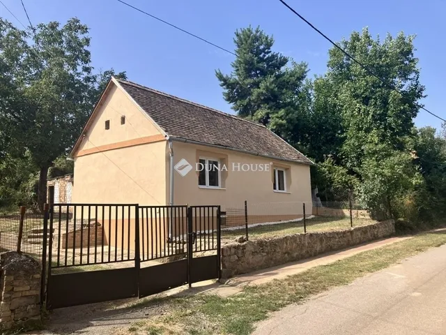 Eladó ház Boda 65 nm