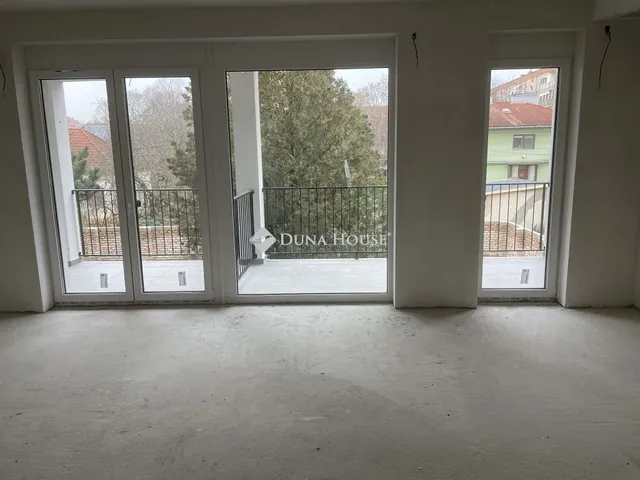 Eladó lakás Pécs 81 nm