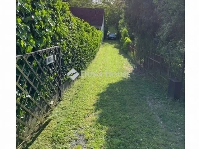 Eladó ház Pécs 264 nm