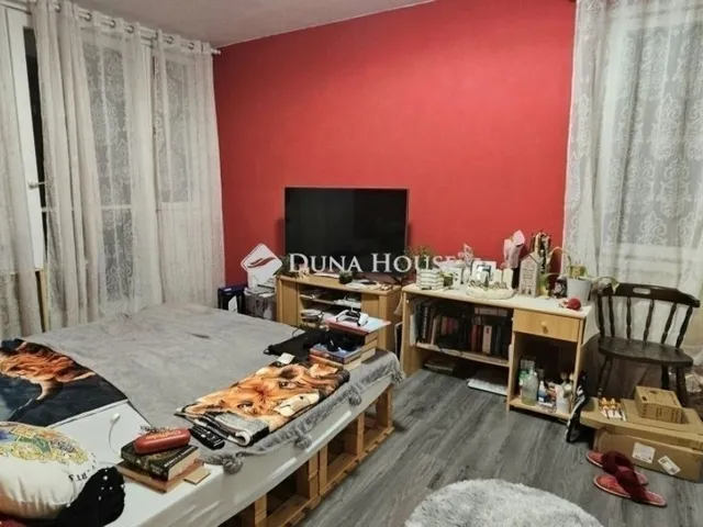 Eladó lakás Pécs 72 nm