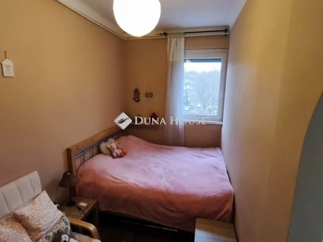 Eladó lakás Pécs 39 nm