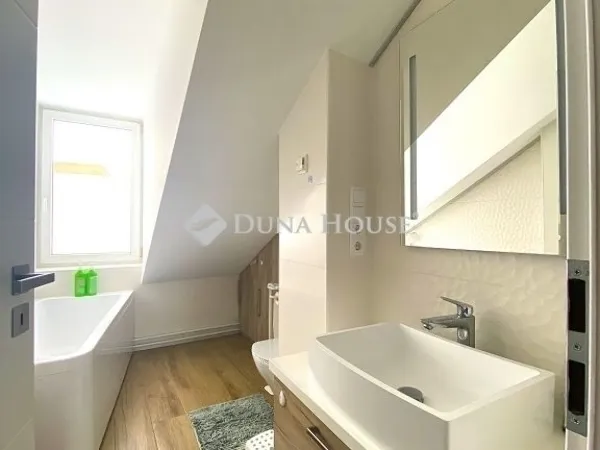 Eladó lakás Pécs 80 nm