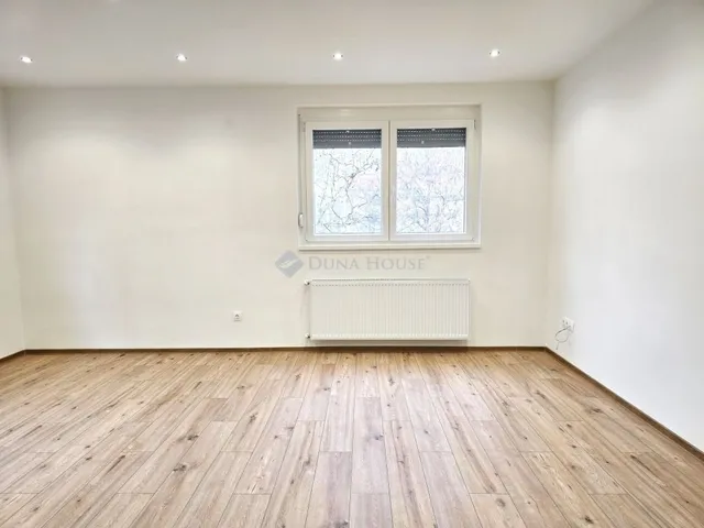 Eladó lakás Pécs 55 nm