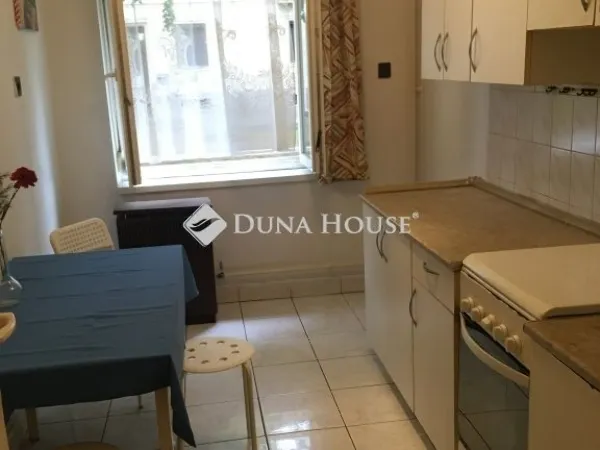 Eladó lakás Pécs, Meszes 49 nm