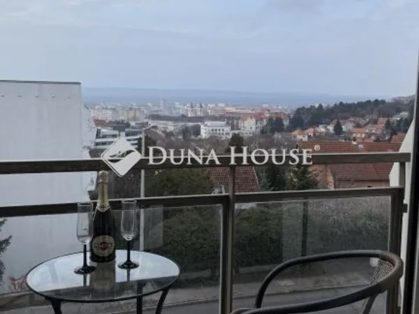 Eladó lakás Pécs 68 nm