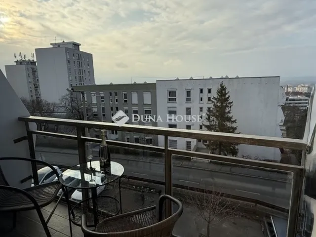 Eladó lakás Pécs 68 nm