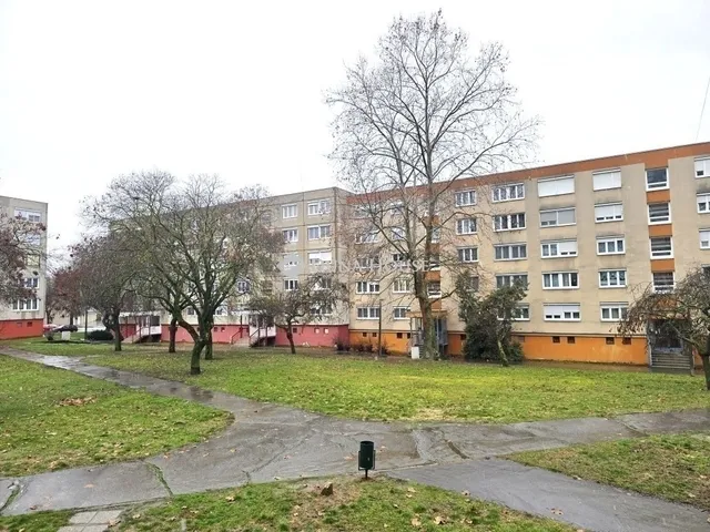 Eladó lakás Pécs 63 nm