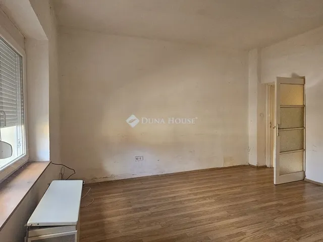 Eladó ház Pécs 180 nm