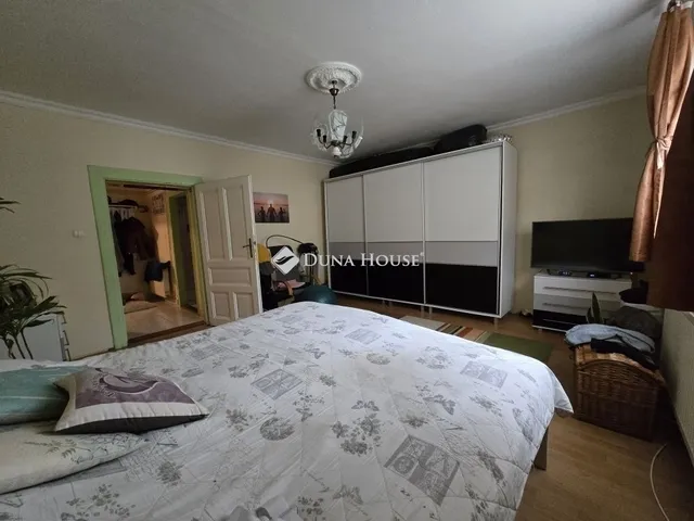 Eladó ház Pécs 190 nm