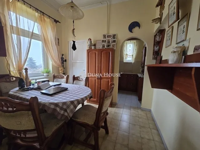 Eladó ház Pécs 190 nm