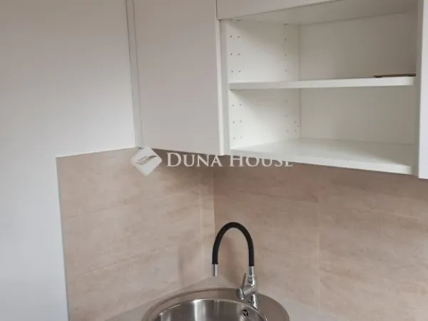 Eladó lakás Pécs 28 nm