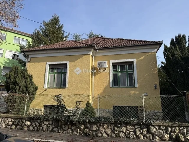 Eladó ház Pécs 120 nm