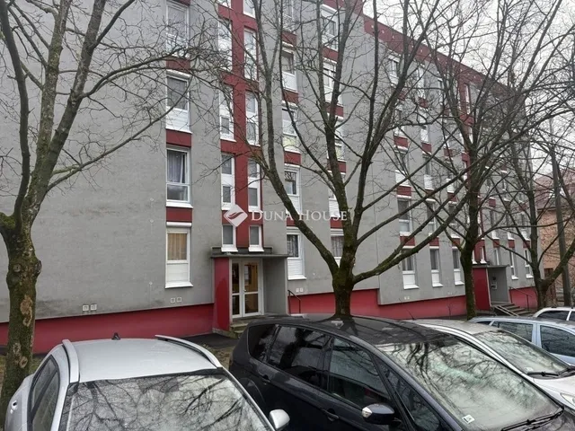 Eladó lakás Pécs 74 nm
