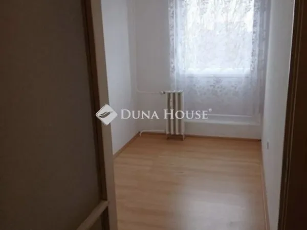 Eladó lakás Szentlőrinc 57 nm