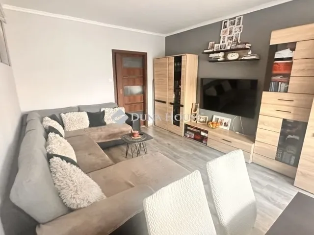 Eladó lakás Pécs 74 nm