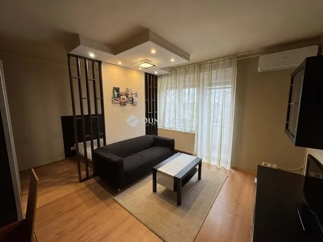 Eladó lakás Pécs 38 nm