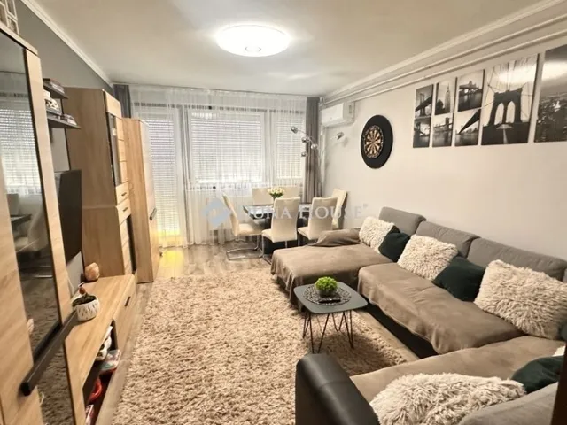 Eladó lakás Pécs 74 nm