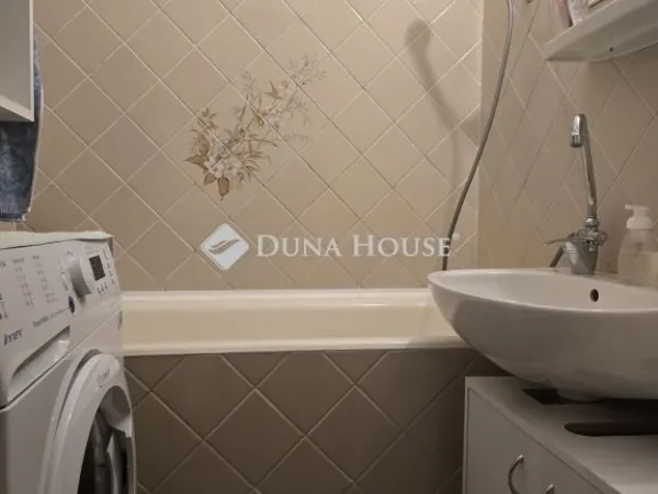 Eladó lakás Pécs 52 nm
