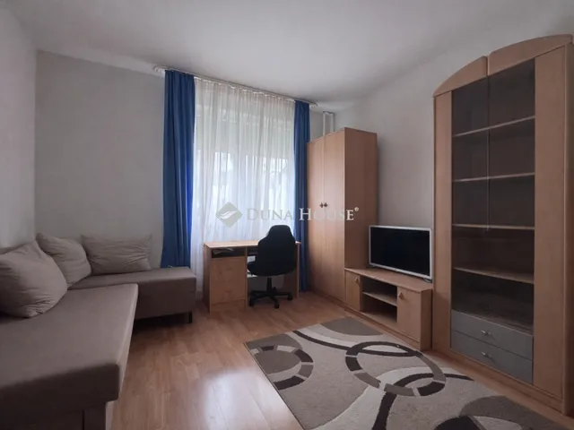 Eladó lakás Pécs 70 nm