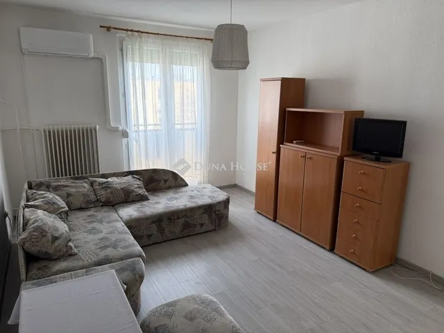 Eladó lakás Pécs, Egyetemváros 47 nm