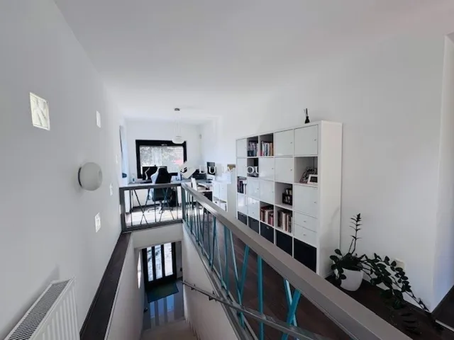 Eladó ház Pécs, Bálics 174 nm