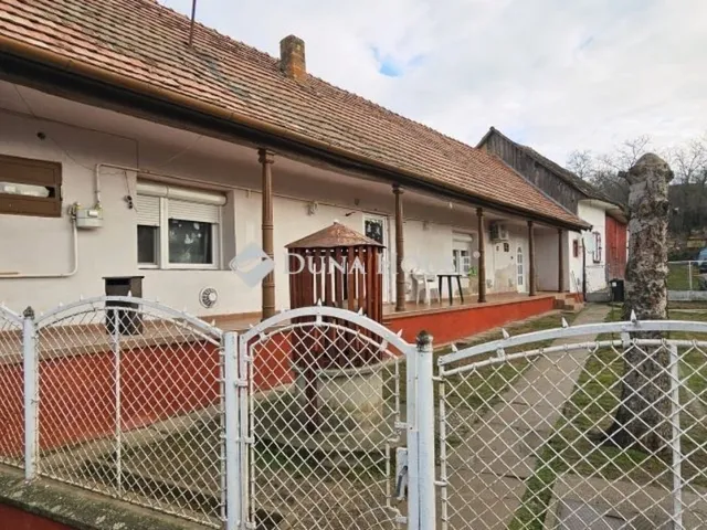 Eladó ház Geresdlak 90 nm