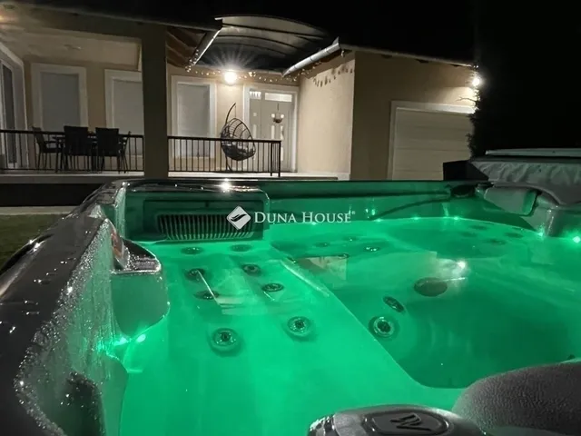 Eladó ház Pécs 164 nm