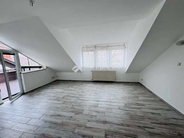 Eladó lakás Pécs 106 nm