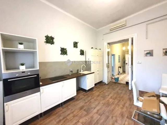 Eladó lakás Pécs 63 nm