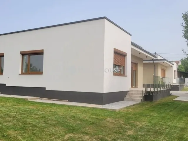 Eladó ház Pécs 96 nm