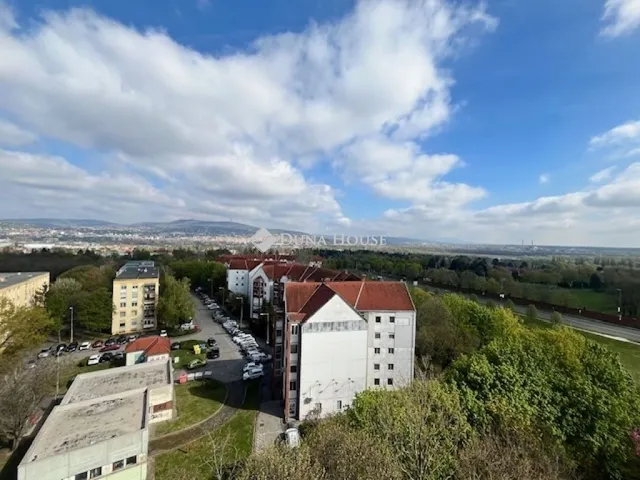 Eladó lakás Pécs 73 nm