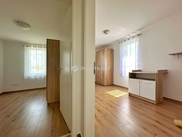 Eladó lakás Kozármisleny 78 nm