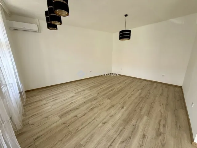 Eladó lakás Pécs 85 nm