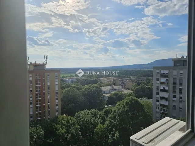 Eladó lakás Pécs 63 nm