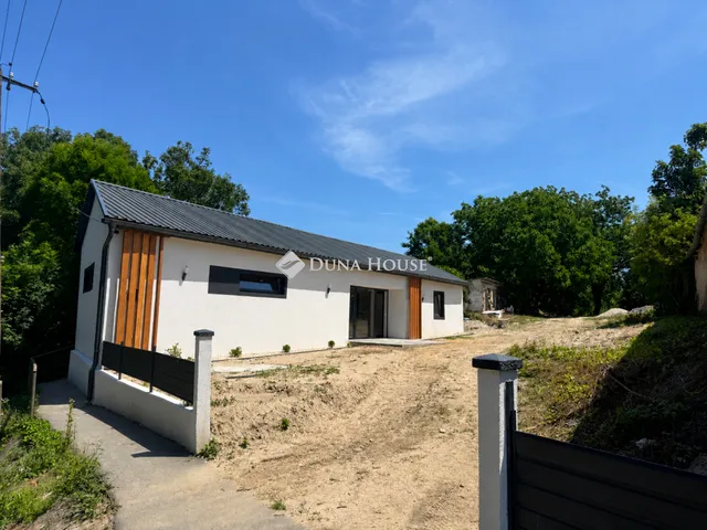Eladó ház Görcsöny 100 nm