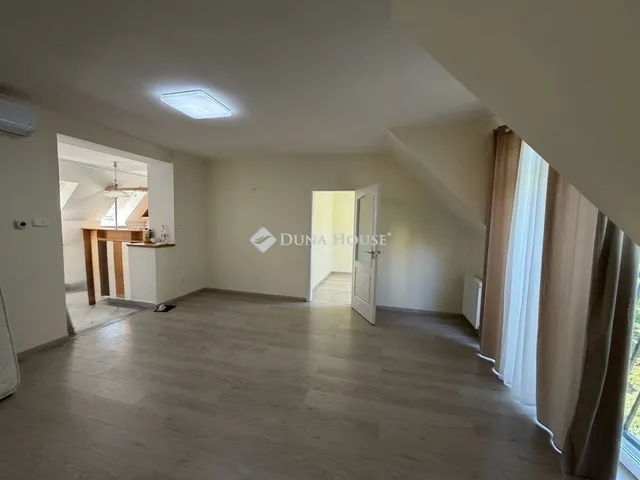 Eladó lakás Pécs 91 nm