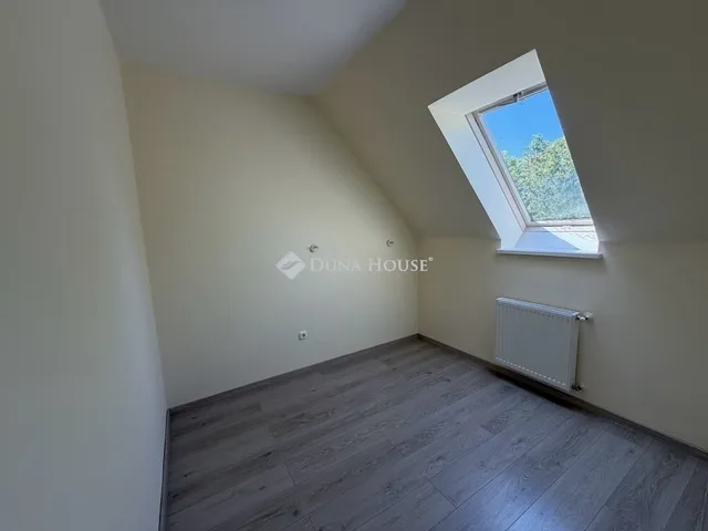 Eladó lakás Pécs 91 nm