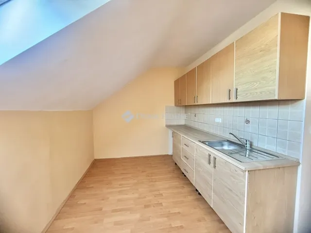 Eladó lakás Kozármisleny 25 nm