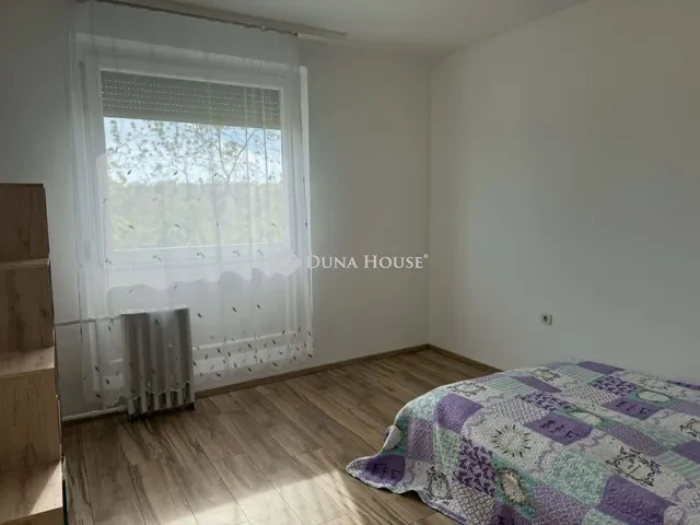 Eladó lakás Pécs 57 nm