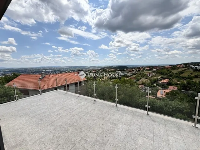 Eladó lakás Pécs, Bálics 127 nm