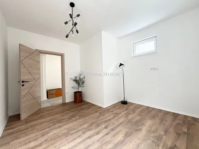 Eladó lakás Pécs 105 nm