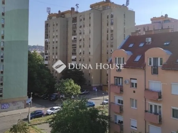 Eladó lakás Pécs 64 nm