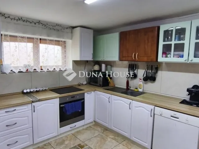 Eladó ház Alsómocsolád 130 nm