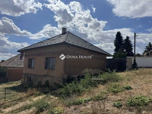 Eladó ház Pécsvárad 73 nm