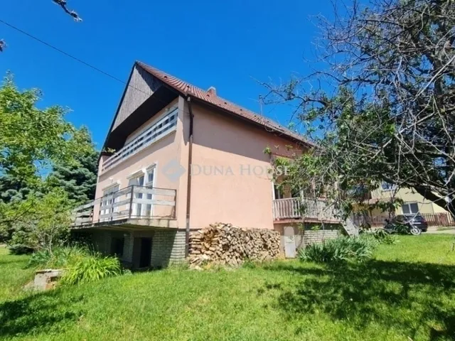 Eladó ház Pécsvárad 166 nm