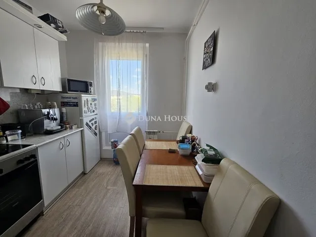 Eladó lakás Pécs 59 nm