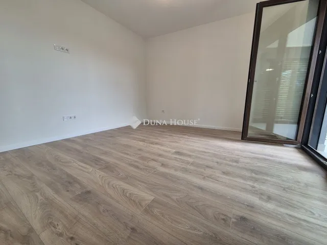 Eladó lakás Pécs 69 nm
