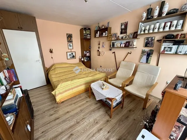 Eladó lakás Pécs 67 nm