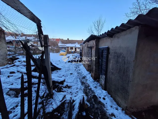 Eladó ház Pécs, Somogy 90 nm